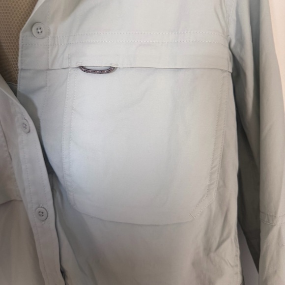 REI Womens Light Blue Sahara Long-Sleeve Button-Down Outdoor Shirt NWOT Small - Picture 3 of 8